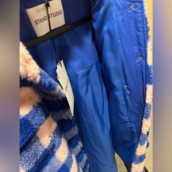 STAND Studio Blue & Pink Sherpa Teddy Coat - Picture 5 of 6